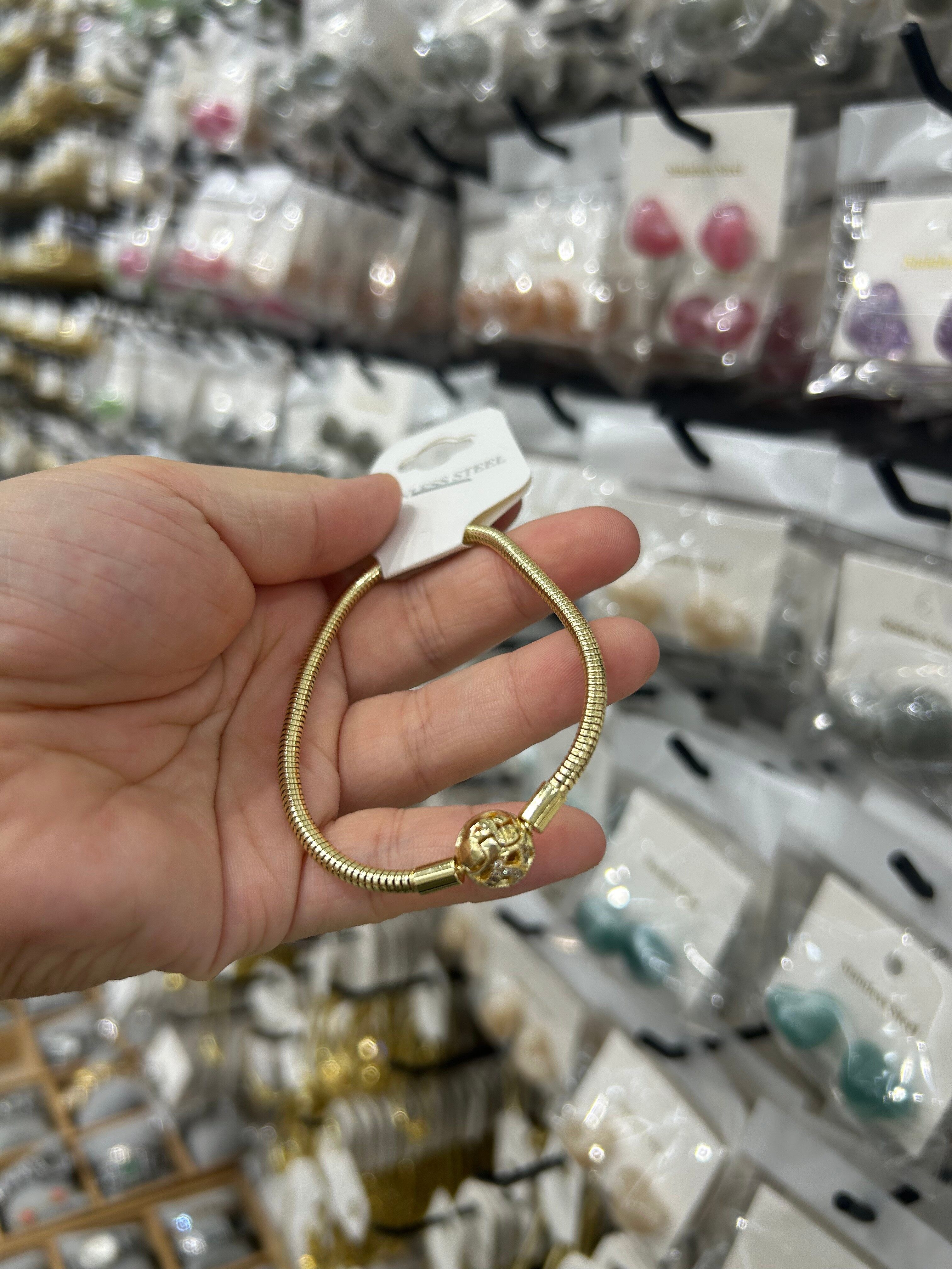 Stainless steel minimalist bracelet