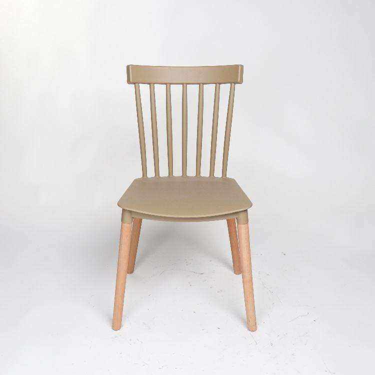 Factory Wholesale Stackable Plastic Windsor Chair Natural Wood Leg Indoor Kitchen Dining Room Accent