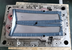 塑胶模具强化