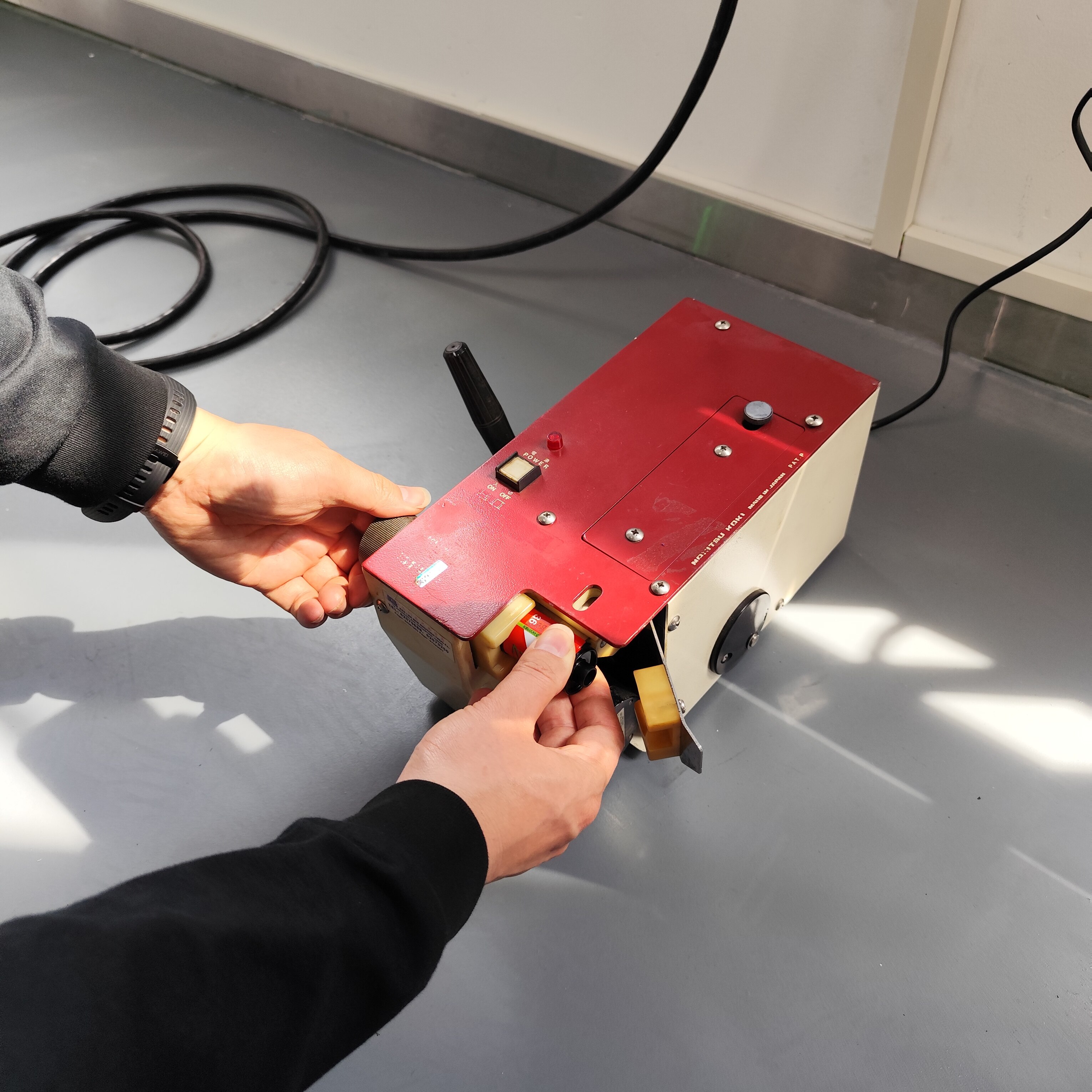 Electric Film Rewinder