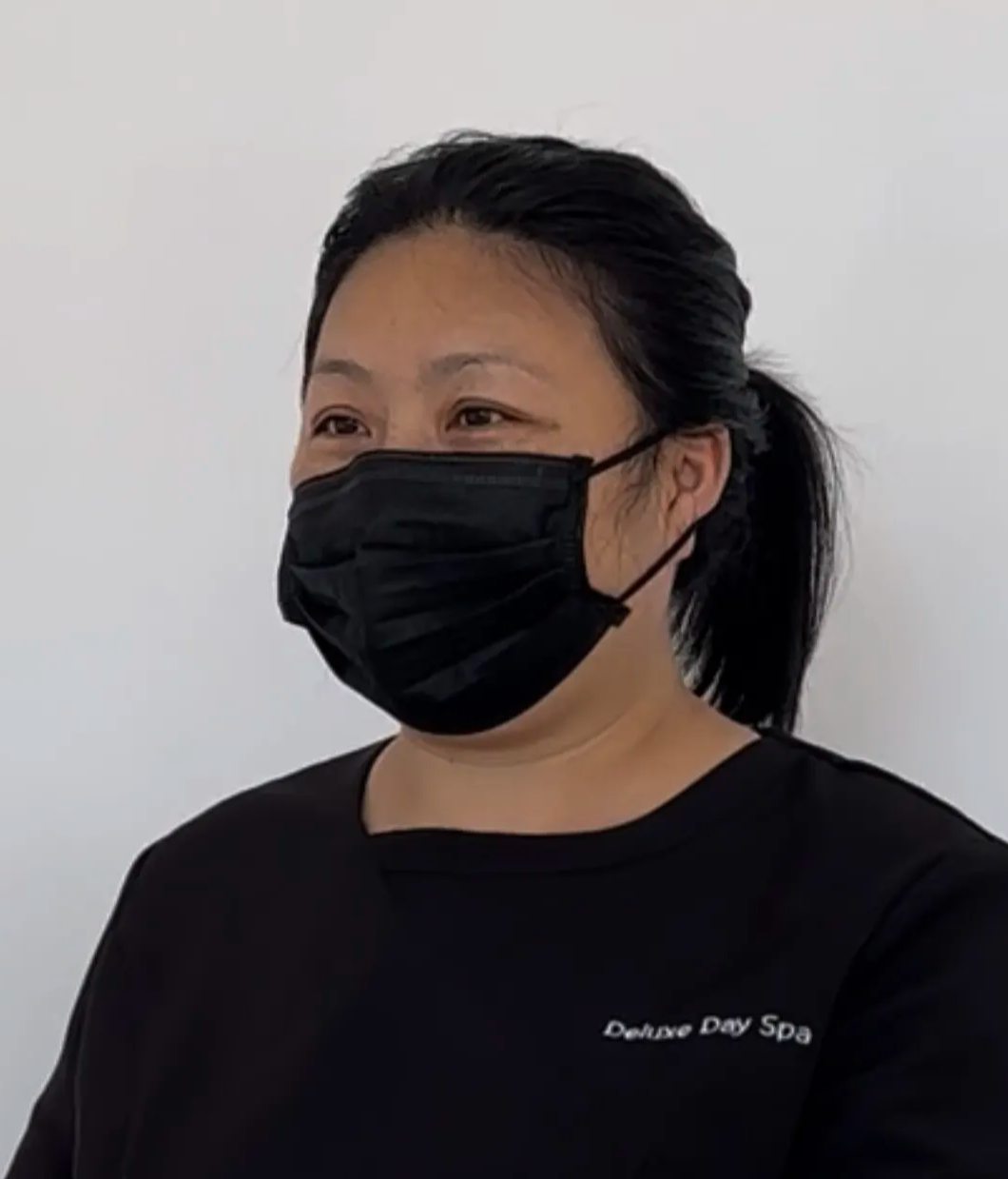 Yuki Li, Senior Aesthetician at Deluxe Spa & Beauty Yagoona skin care clinic