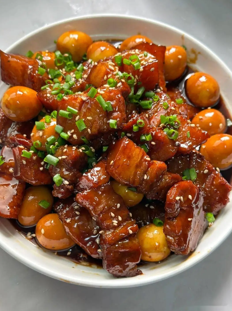 Braised Pork Belly with Quail Eggs