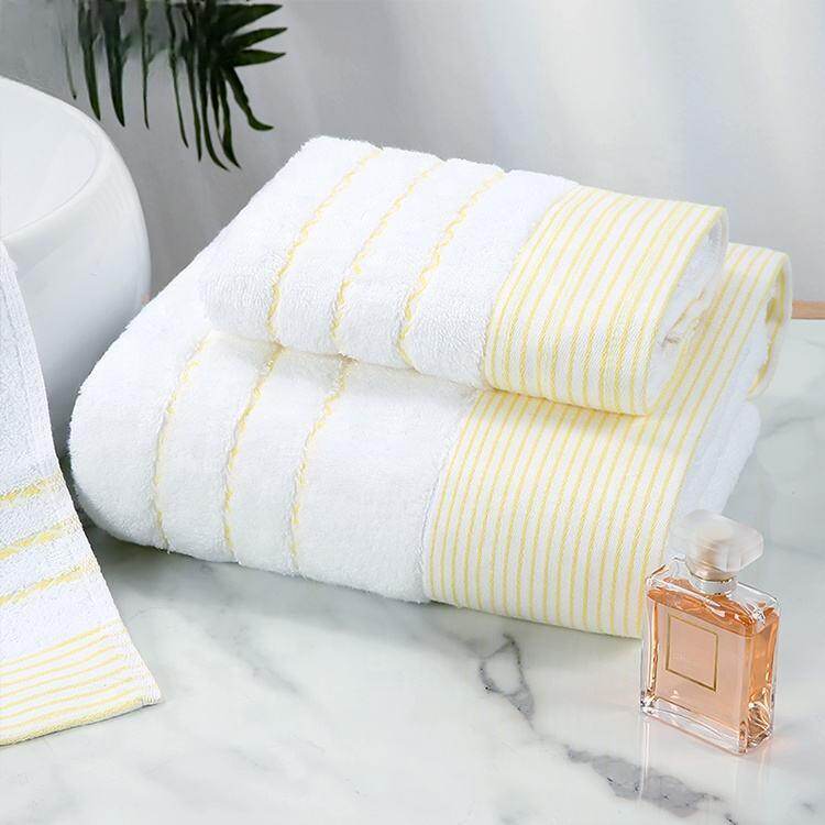 Royal Gold Line Birthday Towel Souvenir - view 1