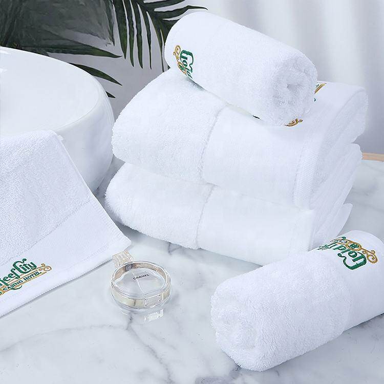 Cloud White Premium Hotel Towel - view 4