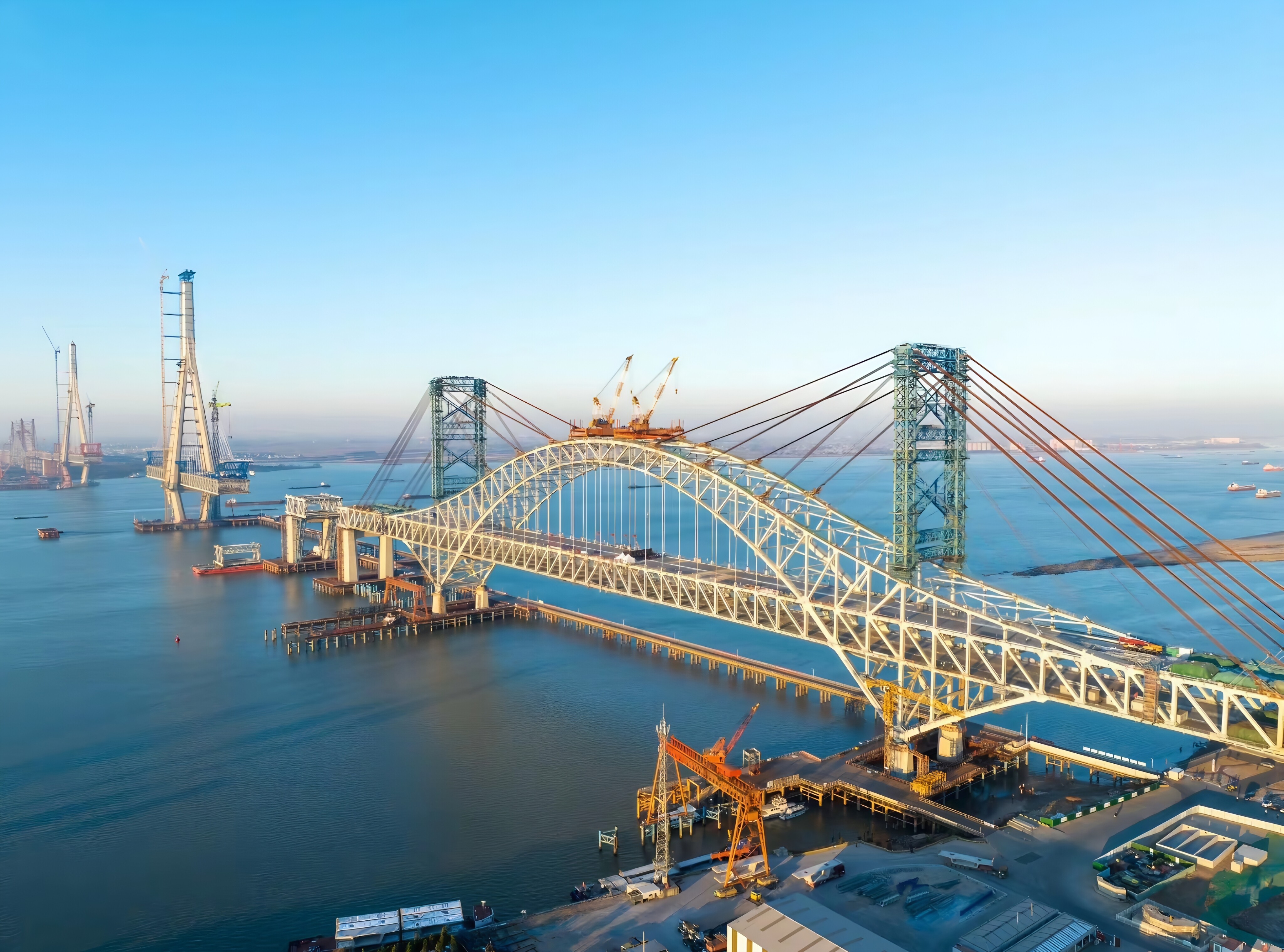 Bolting of Steel Structure for River-Crossing Bridge