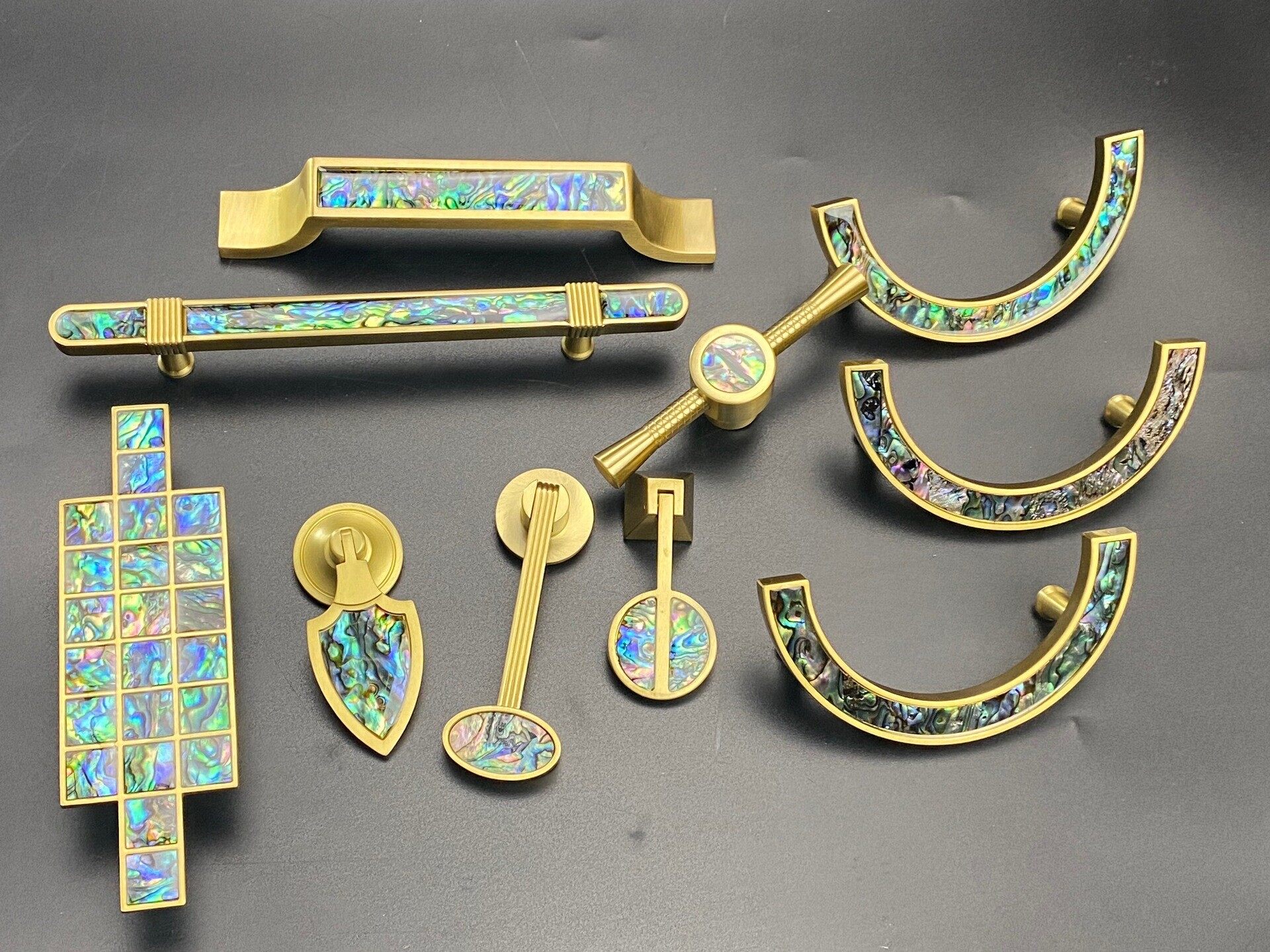 Abalone Shell Brass Cabinet Door Pull (Luxury Shell Hardware)