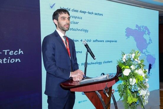 Remarks by the Argentine Embassy's Commercial Representative in China