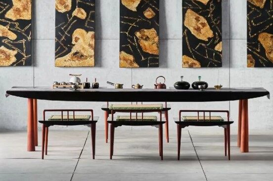 Lacquer Screen and Tea Table