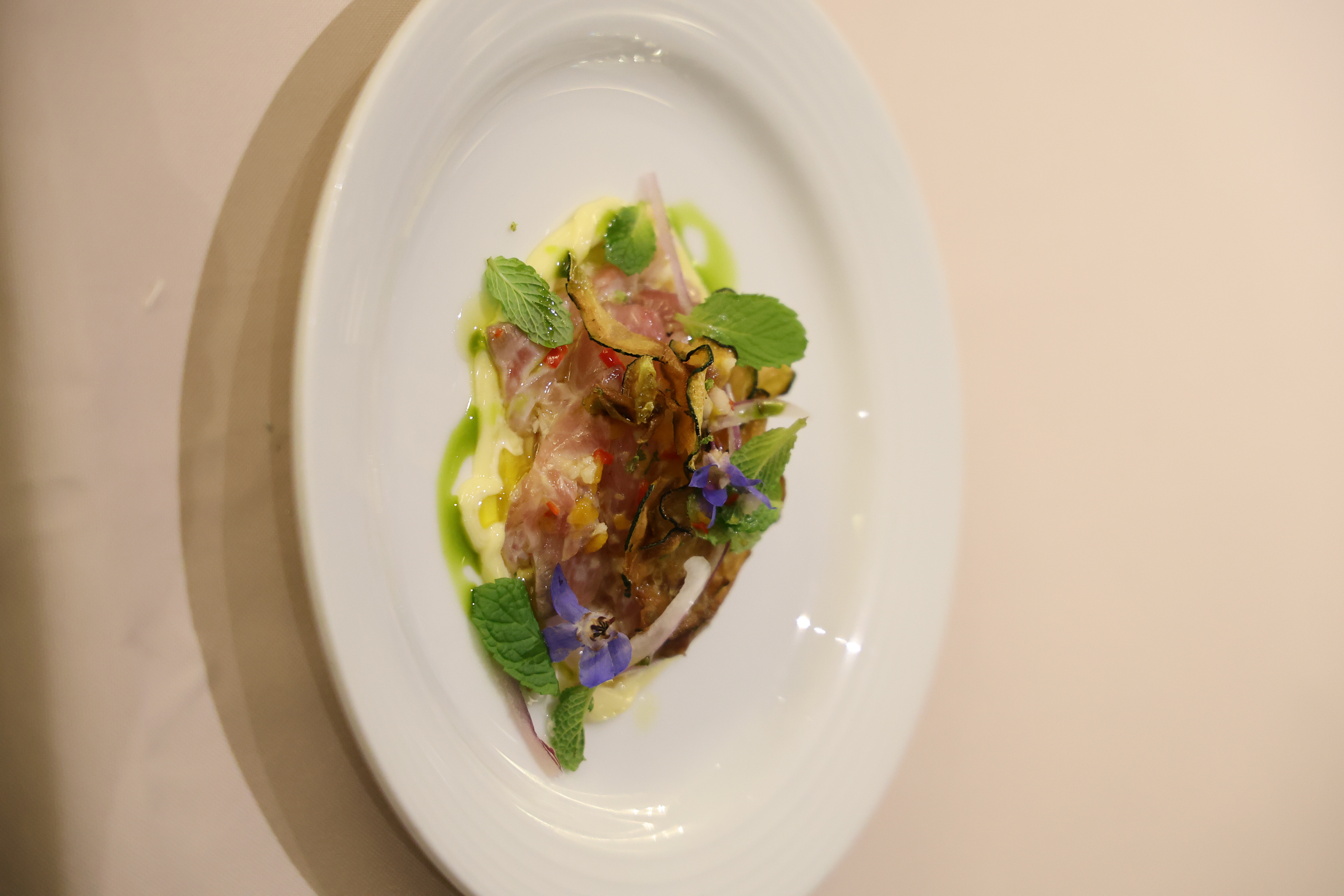 Italian top chef prepares gourmet dishes live