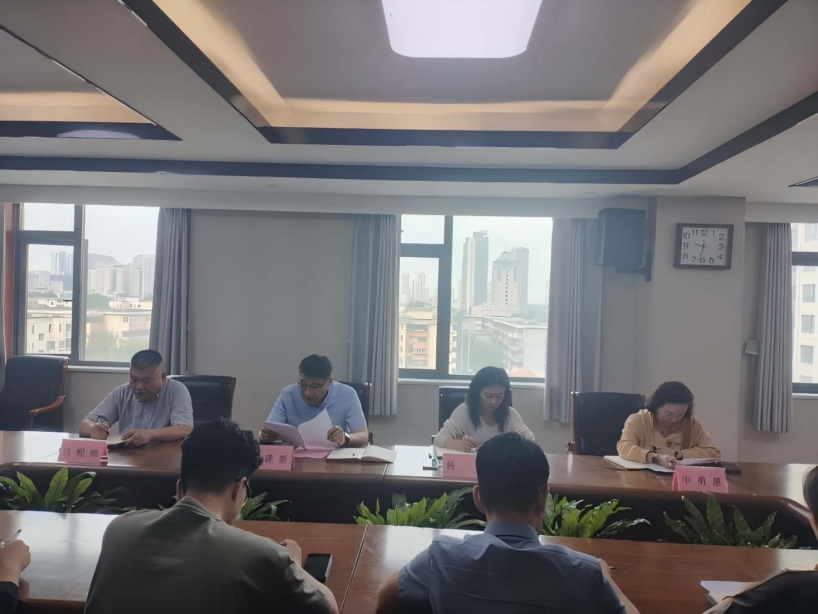 深耕干部履职修为践行干事成事准则—公司党委召开专题学习研讨会