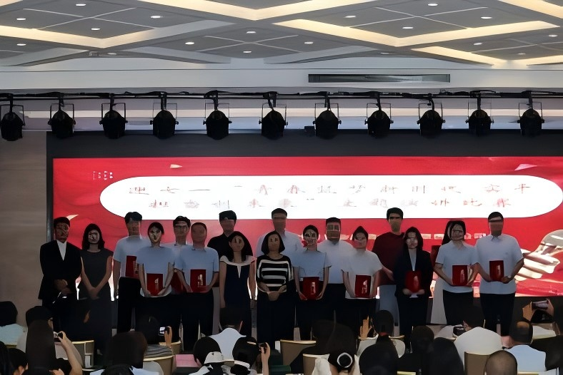 青春筑梦新时代实干担当创未来--公司党委开展迎七一主题演讲比赛