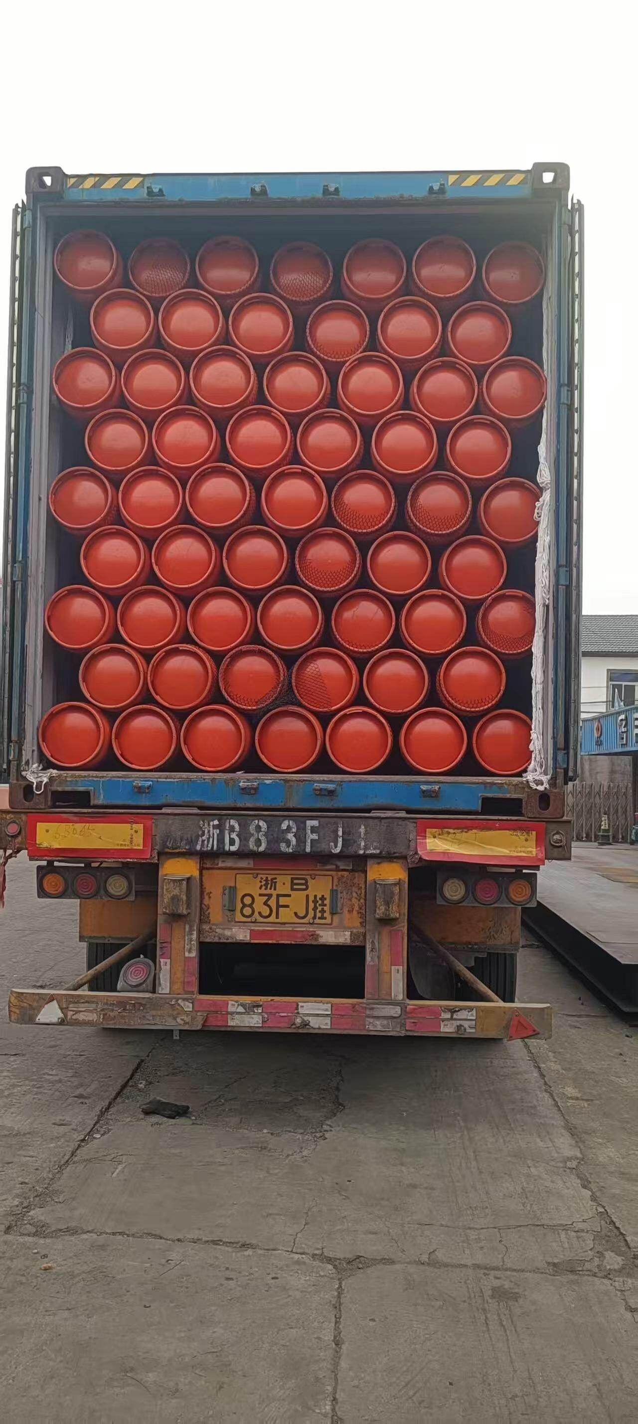 LPG cylinder export container