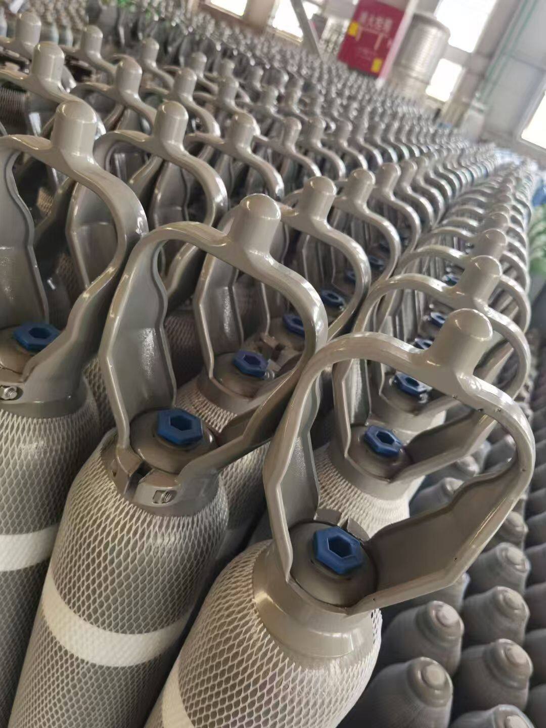 European cylinder export packaging