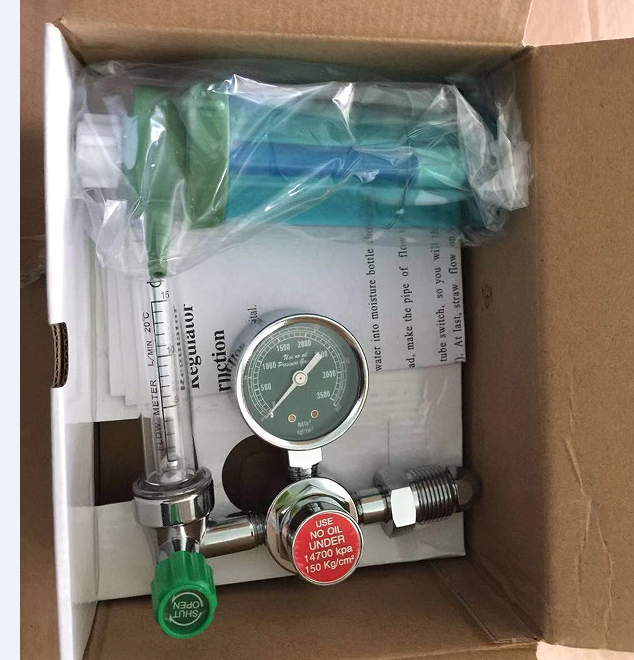 Medical oxygen cylinder clinic supply