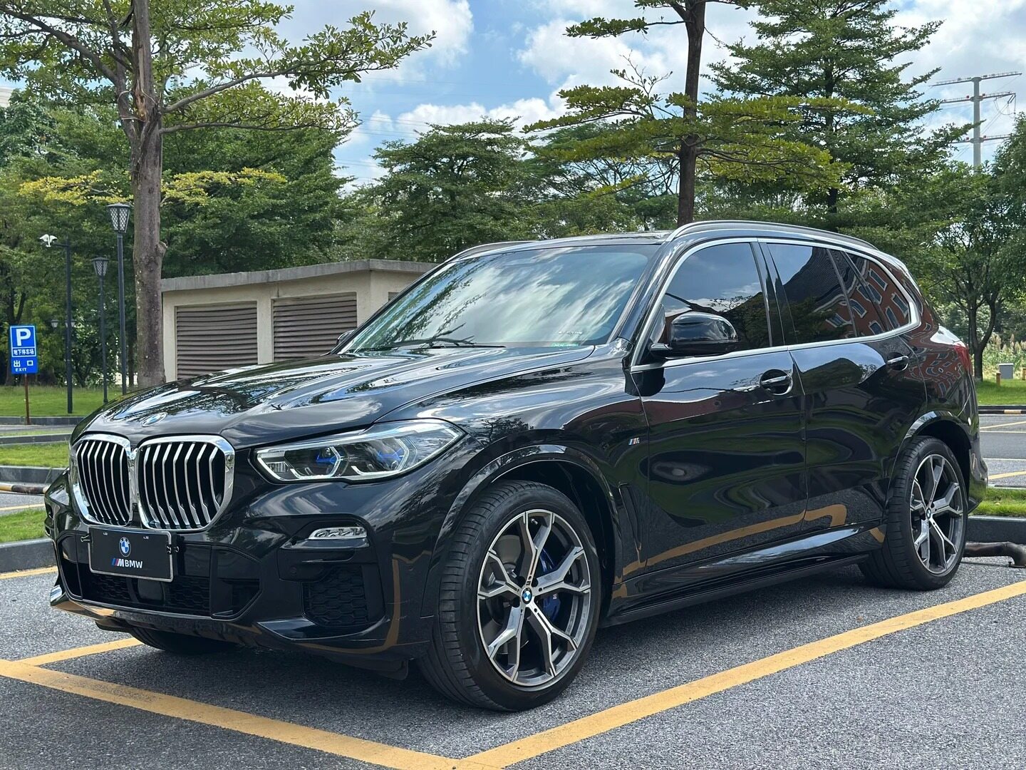 BMW X5 Underbody and Wheel Arch Sound Insulation