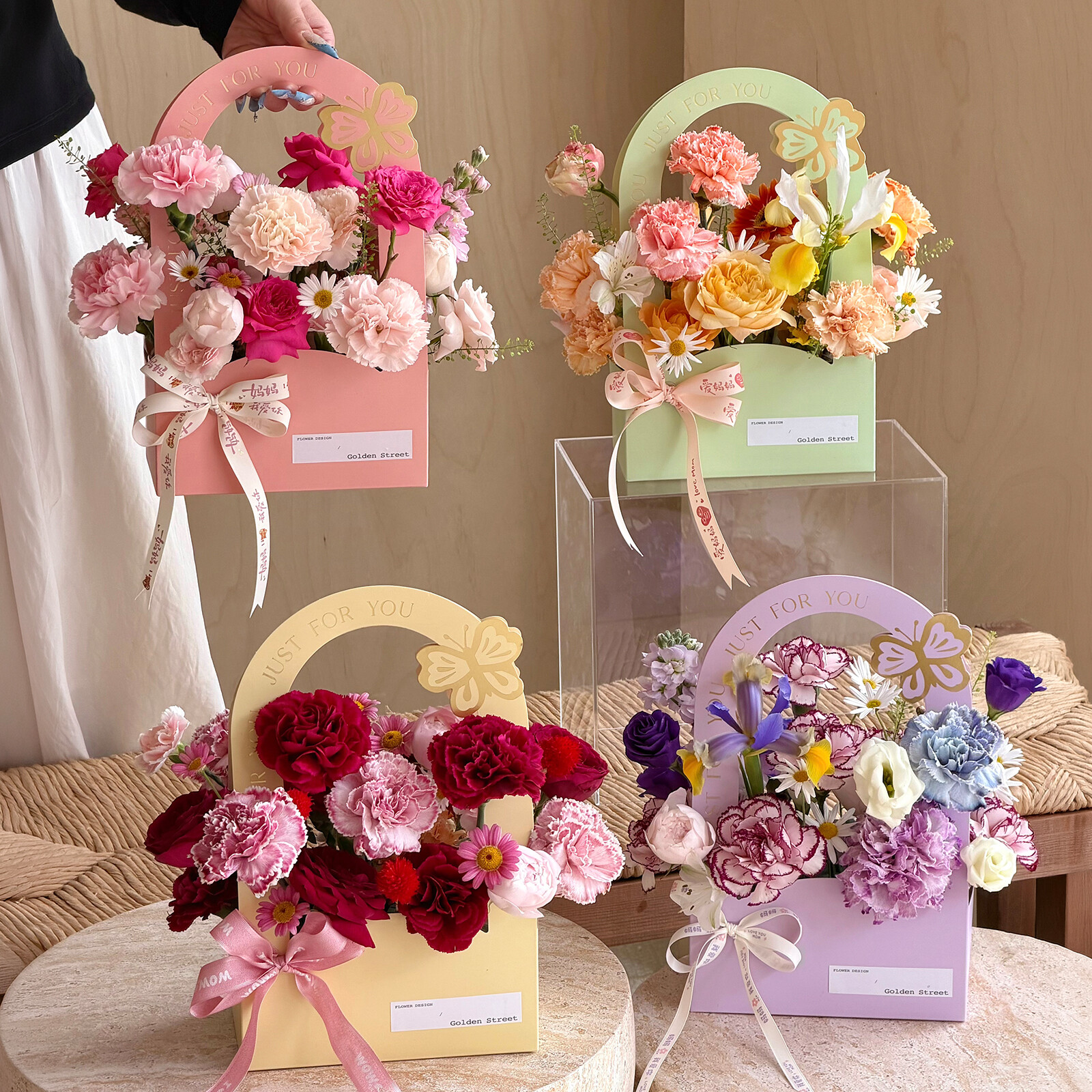 Portable flower box