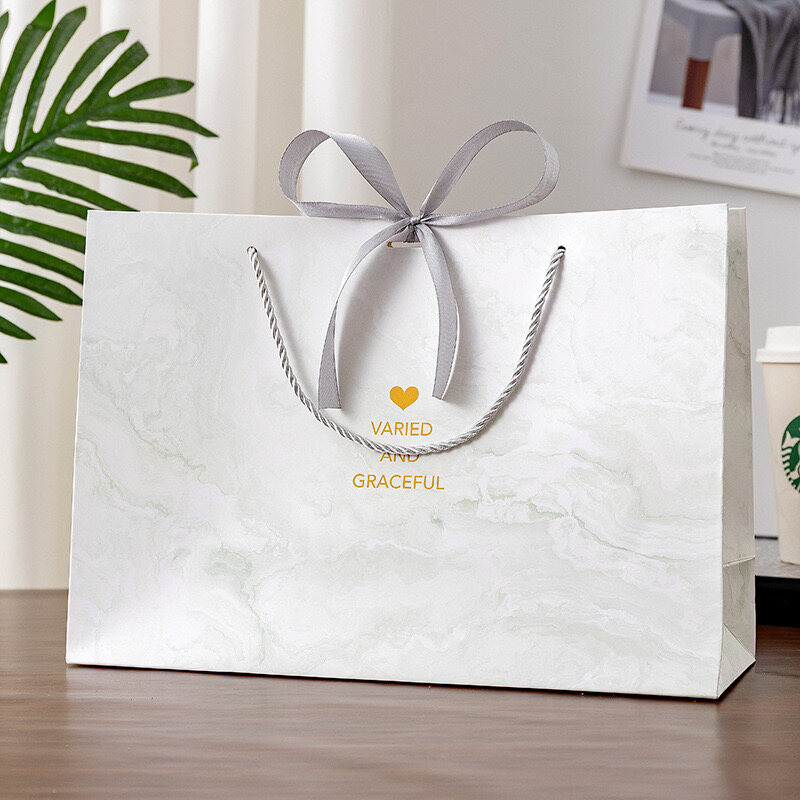 Gold pattern texture gift handbag view 4