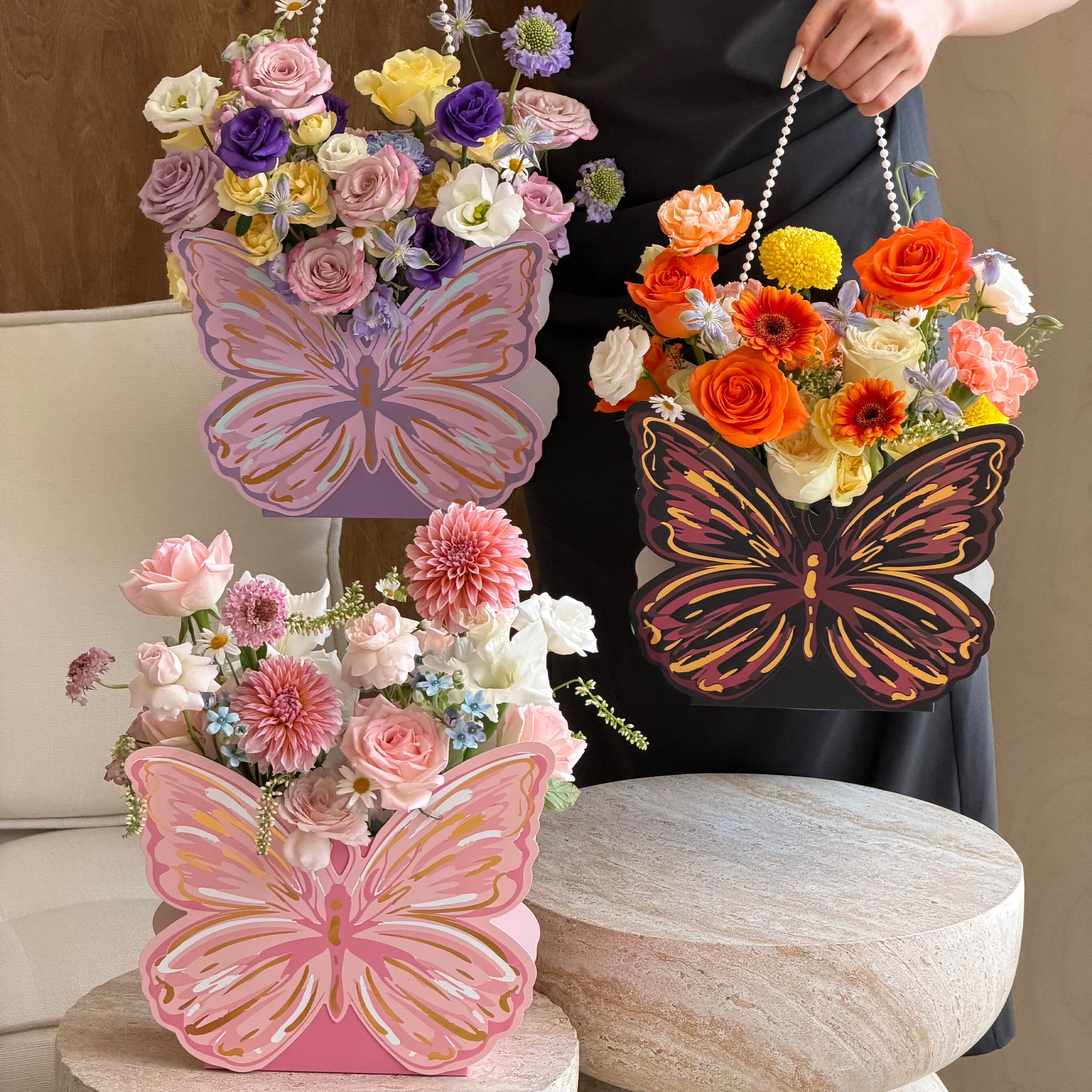 Butterfly pearl chain flower box