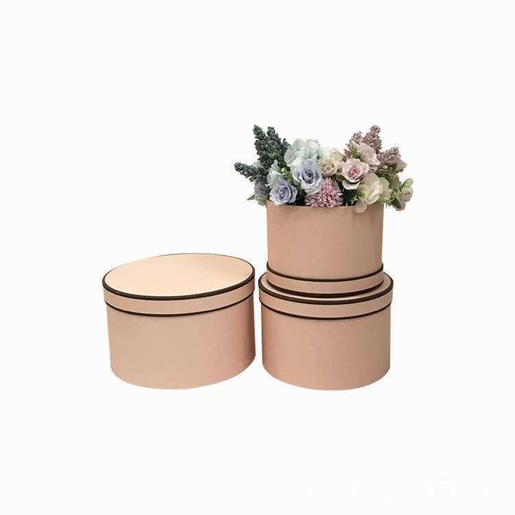 Stripped edge cylindrical gift box view 3