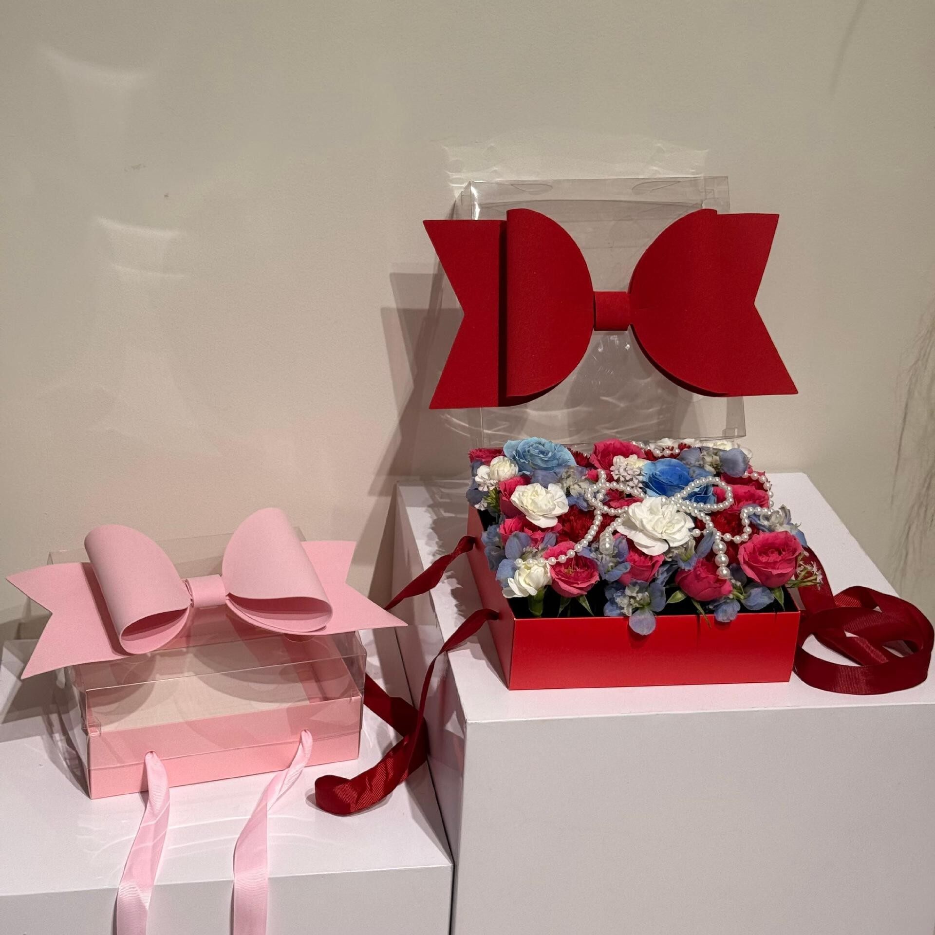 Three-dimensional large bow decoration gift box