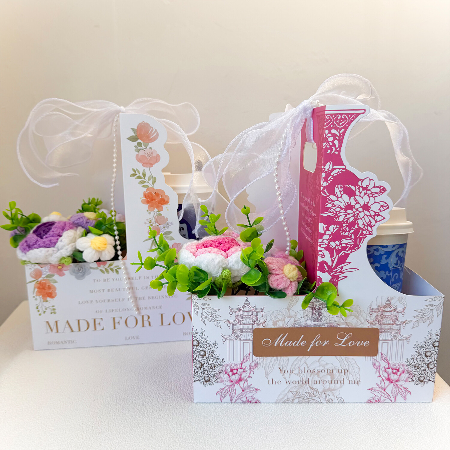Handmade Crochet Flower Gift Box with Coffee Cup Holder, Artificial Knitted Flower Bouquet Portable view 3