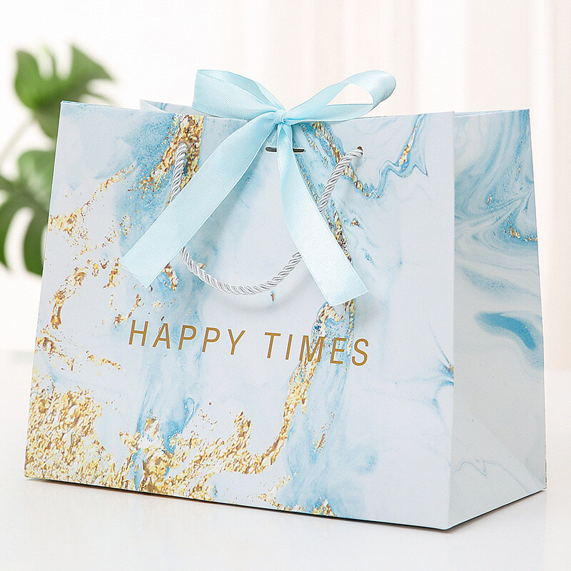 Gold pattern texture gift handbag view 7