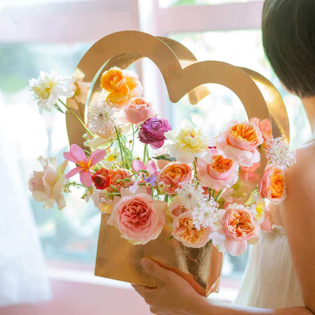 Love heart shape flower basket view 5