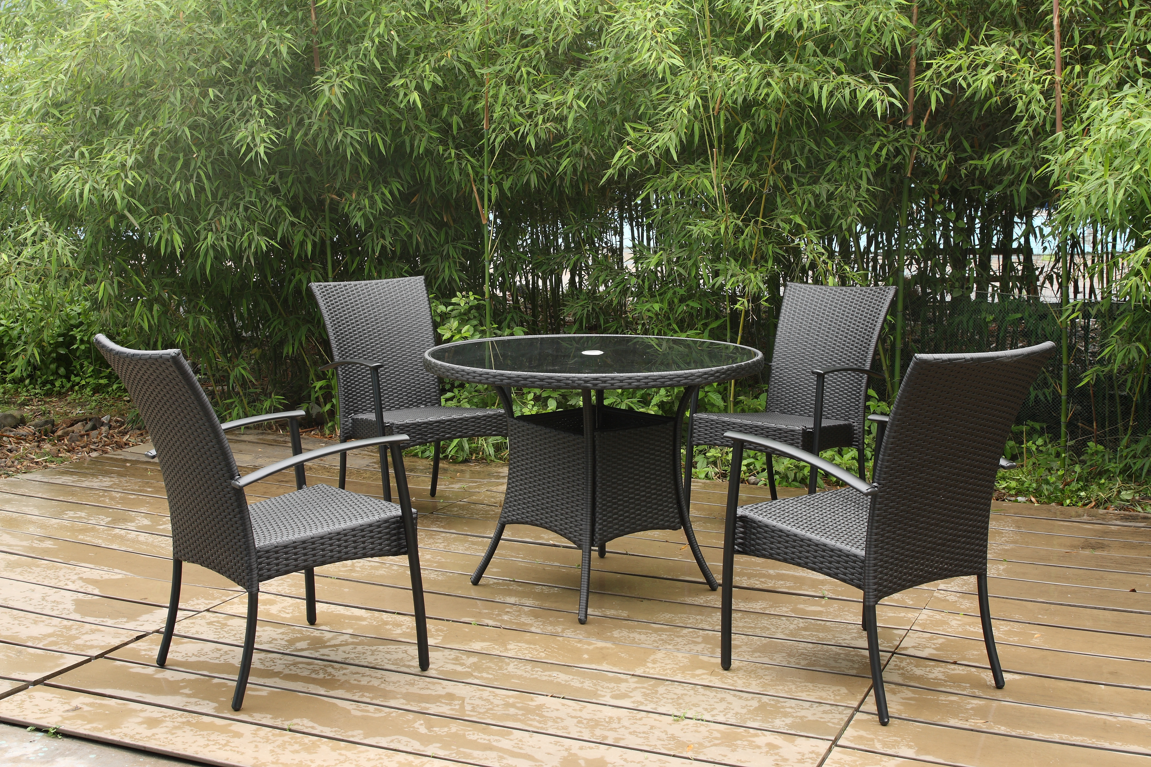 Steel 4 Seat Rattan Round Dining set