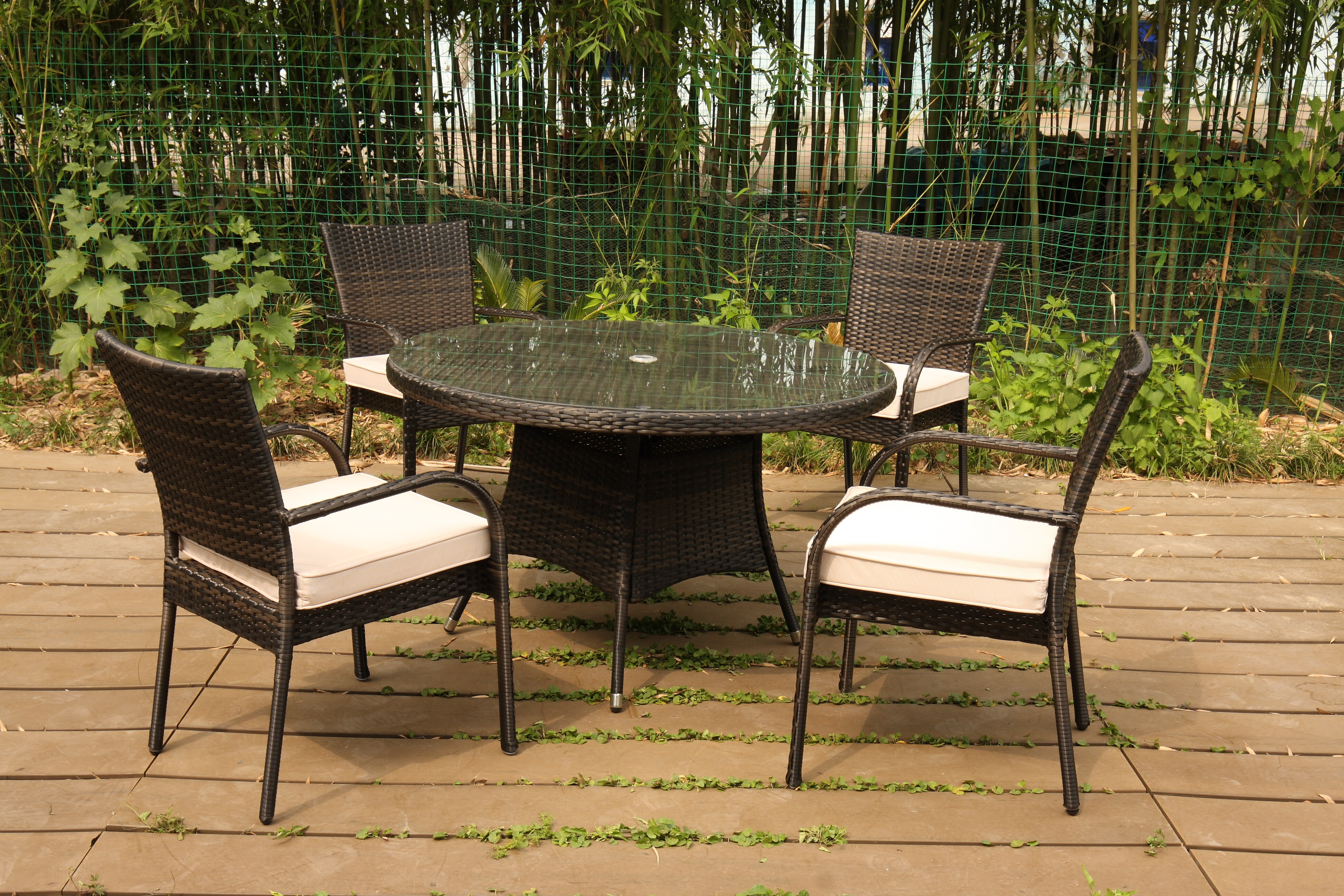 4 SEAT RND DINING SET