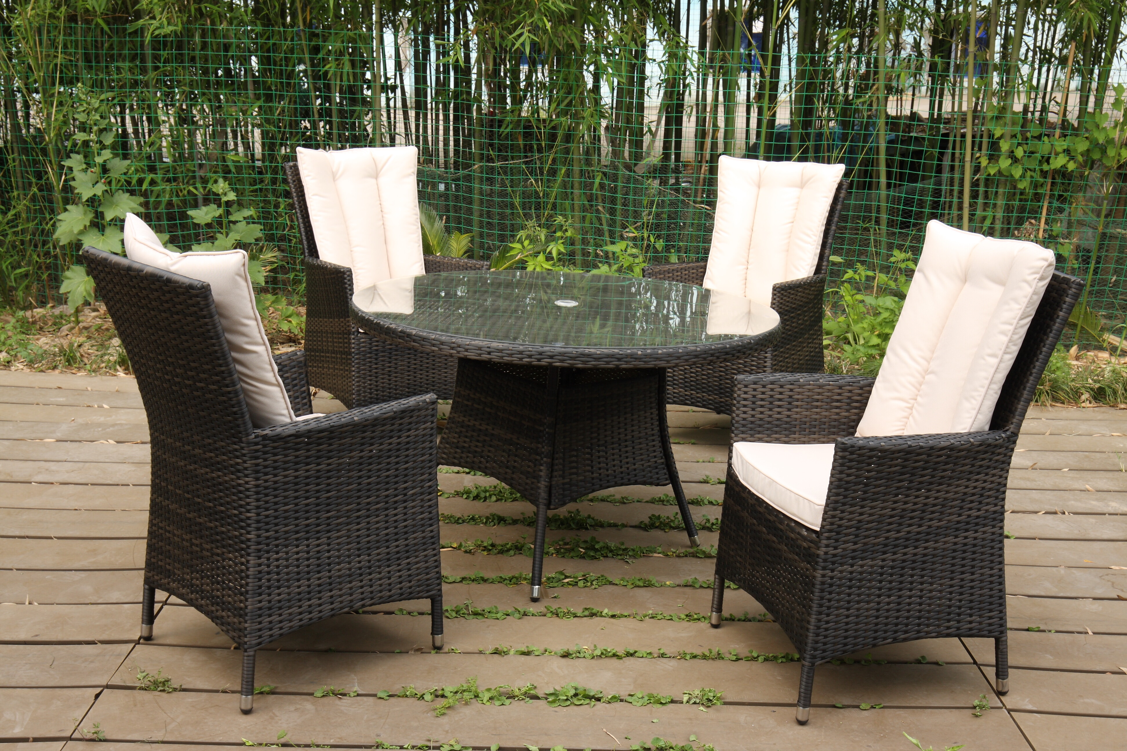 4 SEAT RND DINING SET