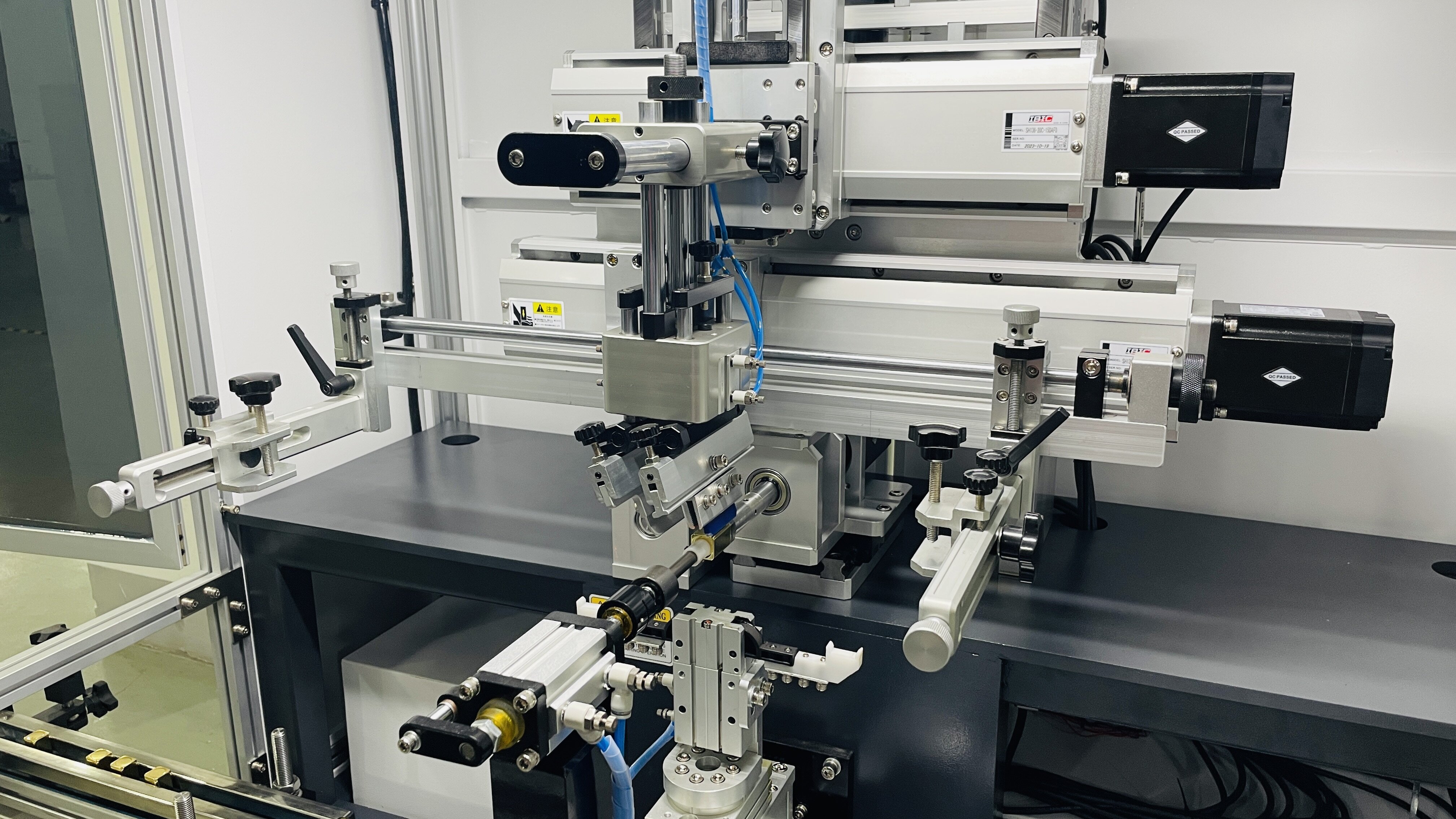 YC-AS/1 Single-Color Fully Automatic Servo Screen Printing Machine - Image 3
