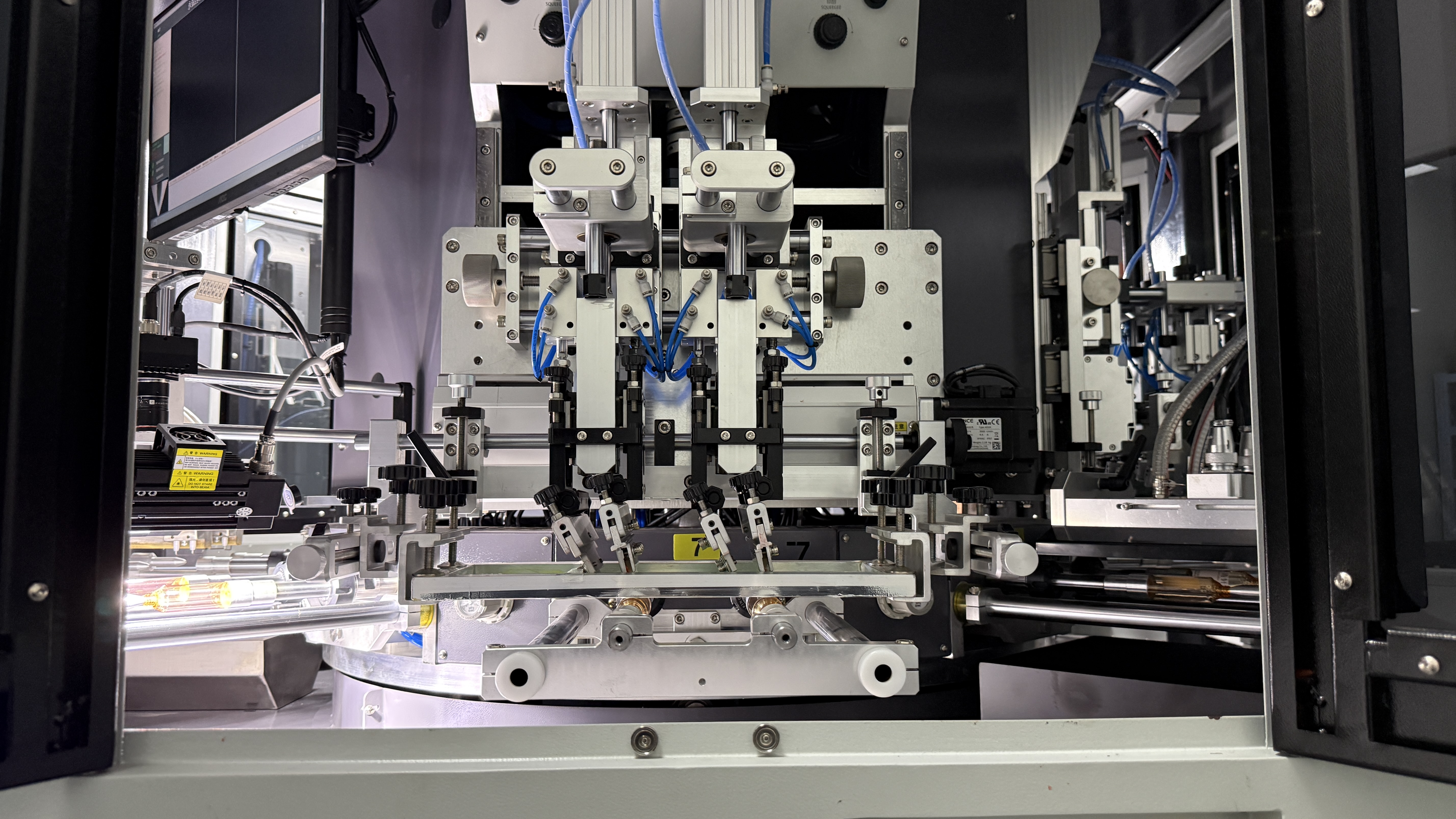 Latest Dual-Station Fully Automatic Servo Screen Printing Machine - Image 2
