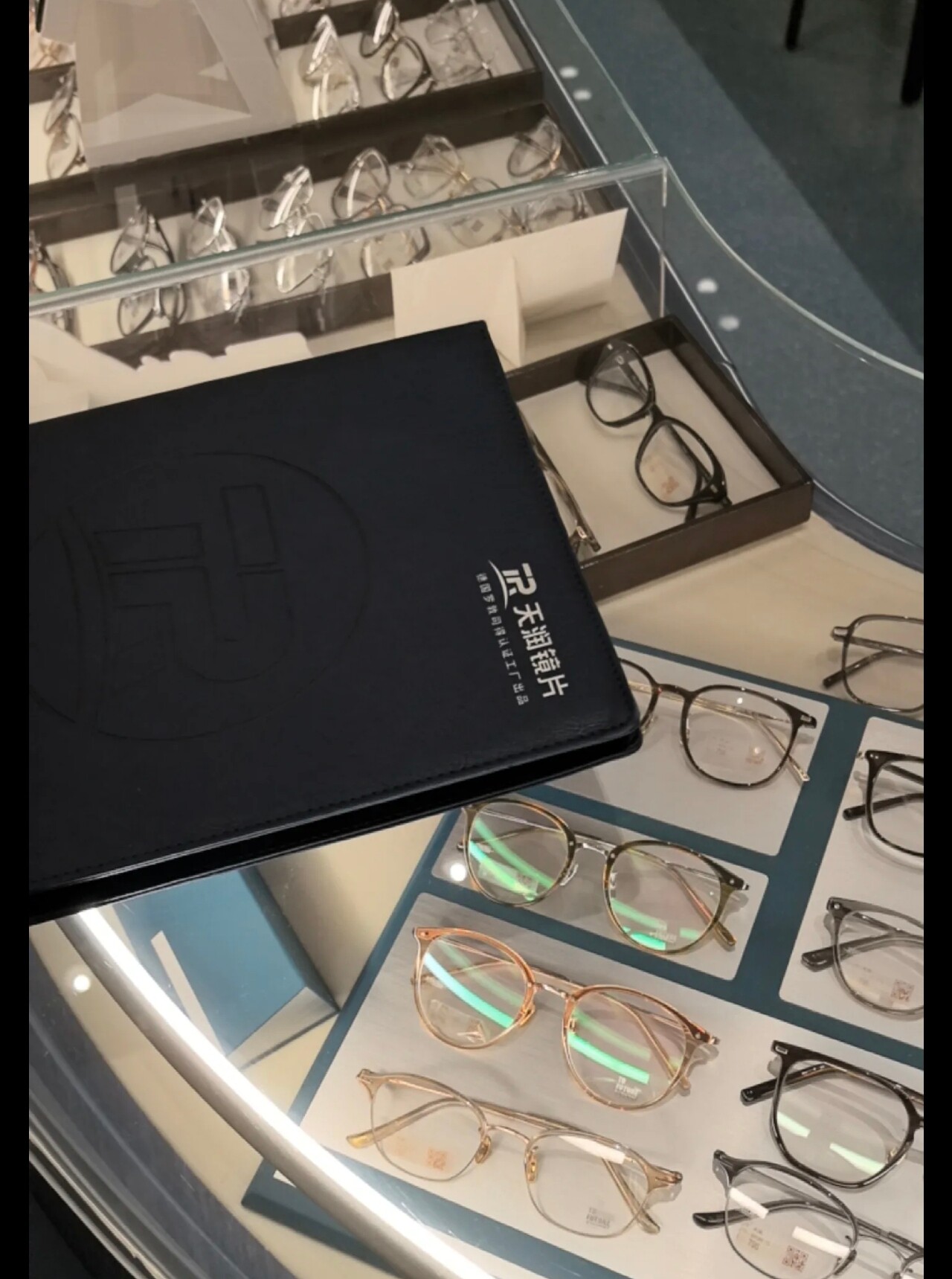 What are the core advantages of Whale Vision? Tianjin's professional digital optometry service provider.