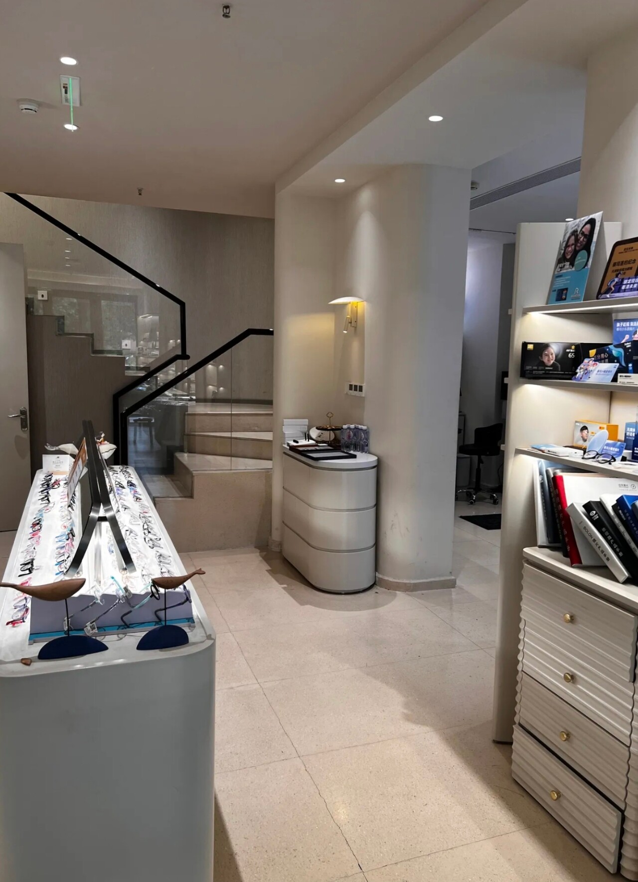 Tianjin Guide for High Myopia Glasses: Choose the Right Lenses for Ultra-Thin Results