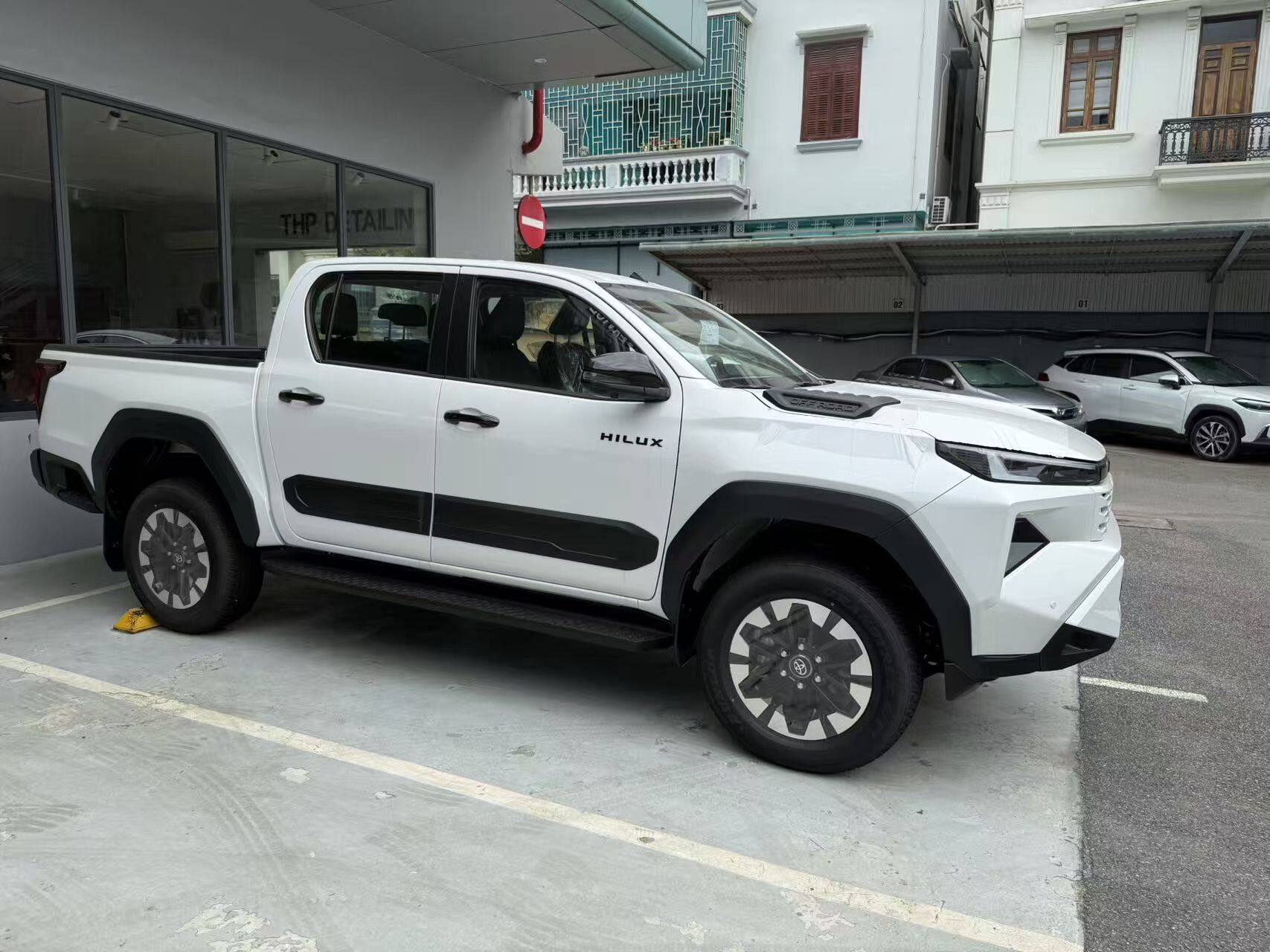 Toyota Hilux Toyota Hilux 2.8T 4WD Auto Diesel Pickup