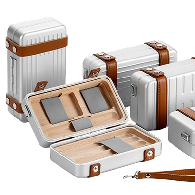 Retro Suitcase Cedar Wood Cigar Storage Case with Leather Strap