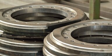 Gears, Gear Rings, and Slewing Bearings
