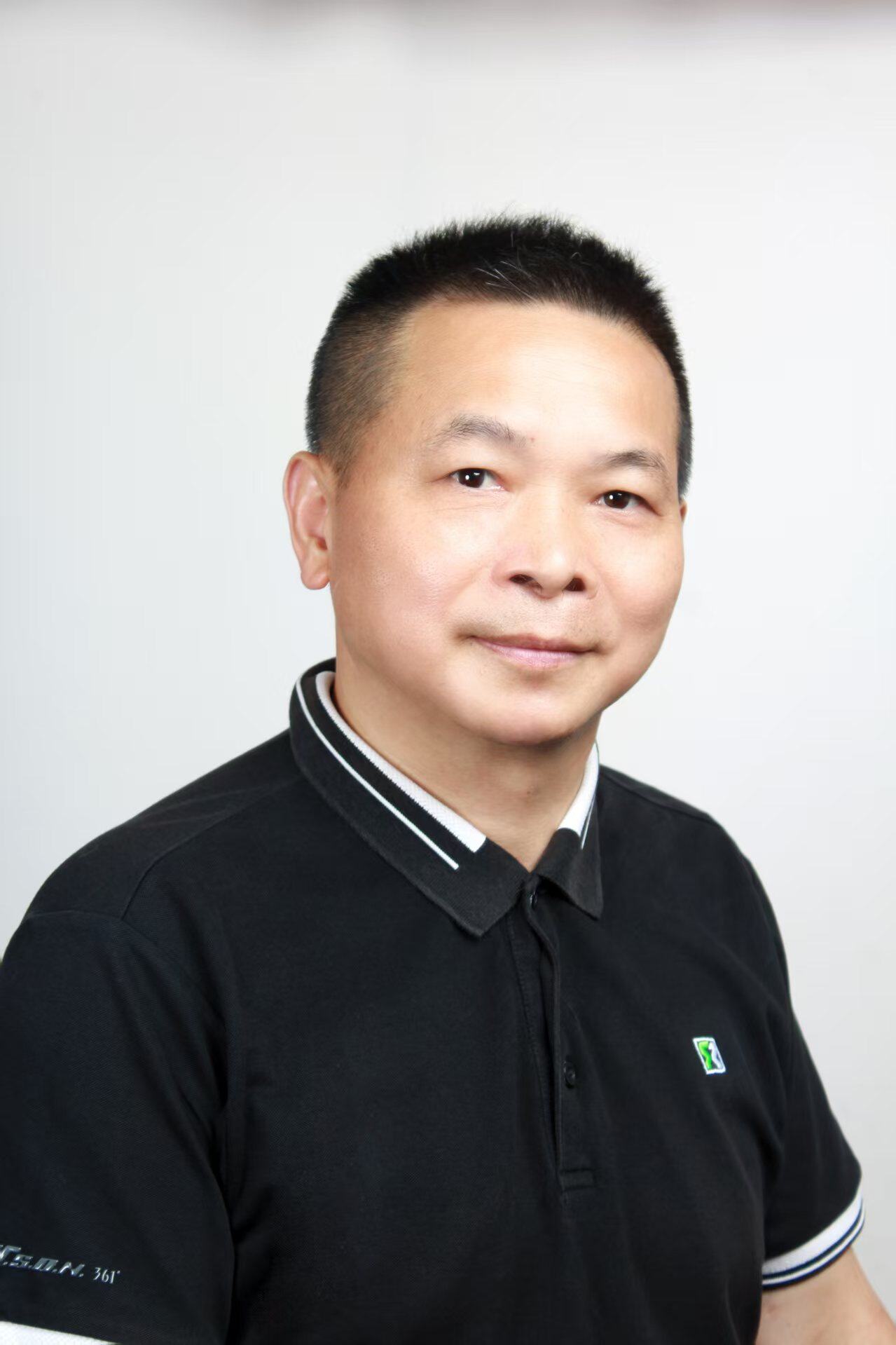罗占遵