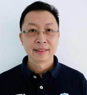 何卫雄