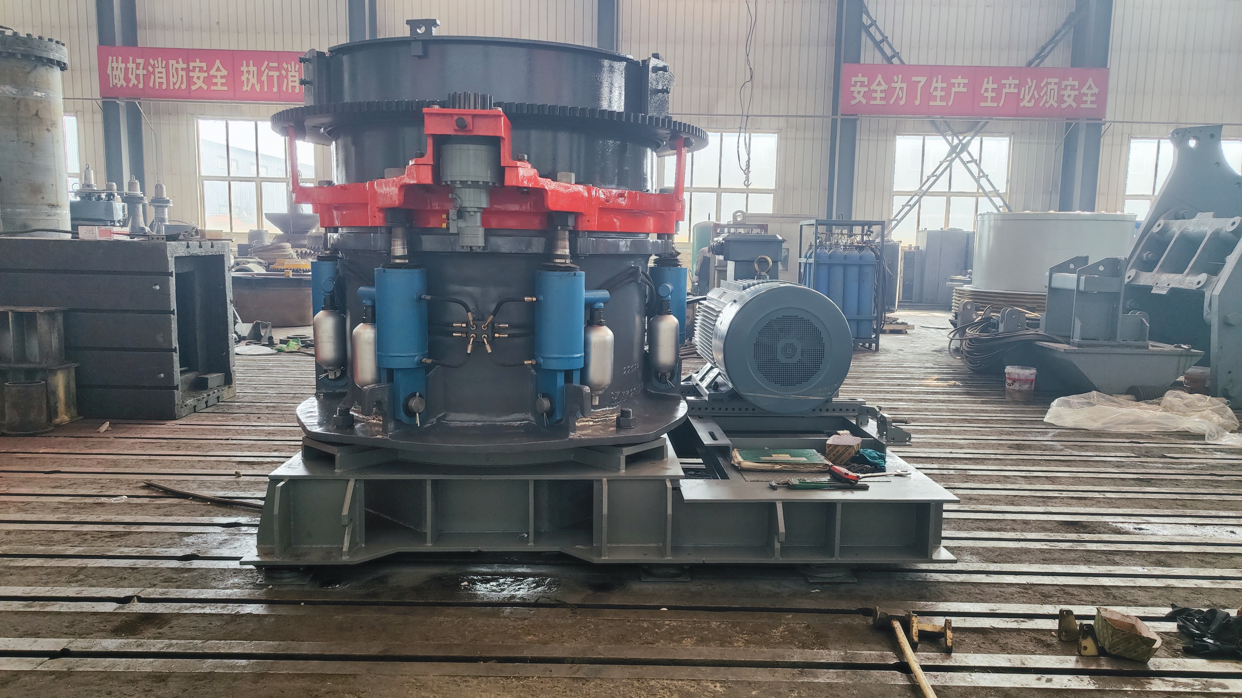 YHP Multi-Cylinder Hydraulic Cone Crusher