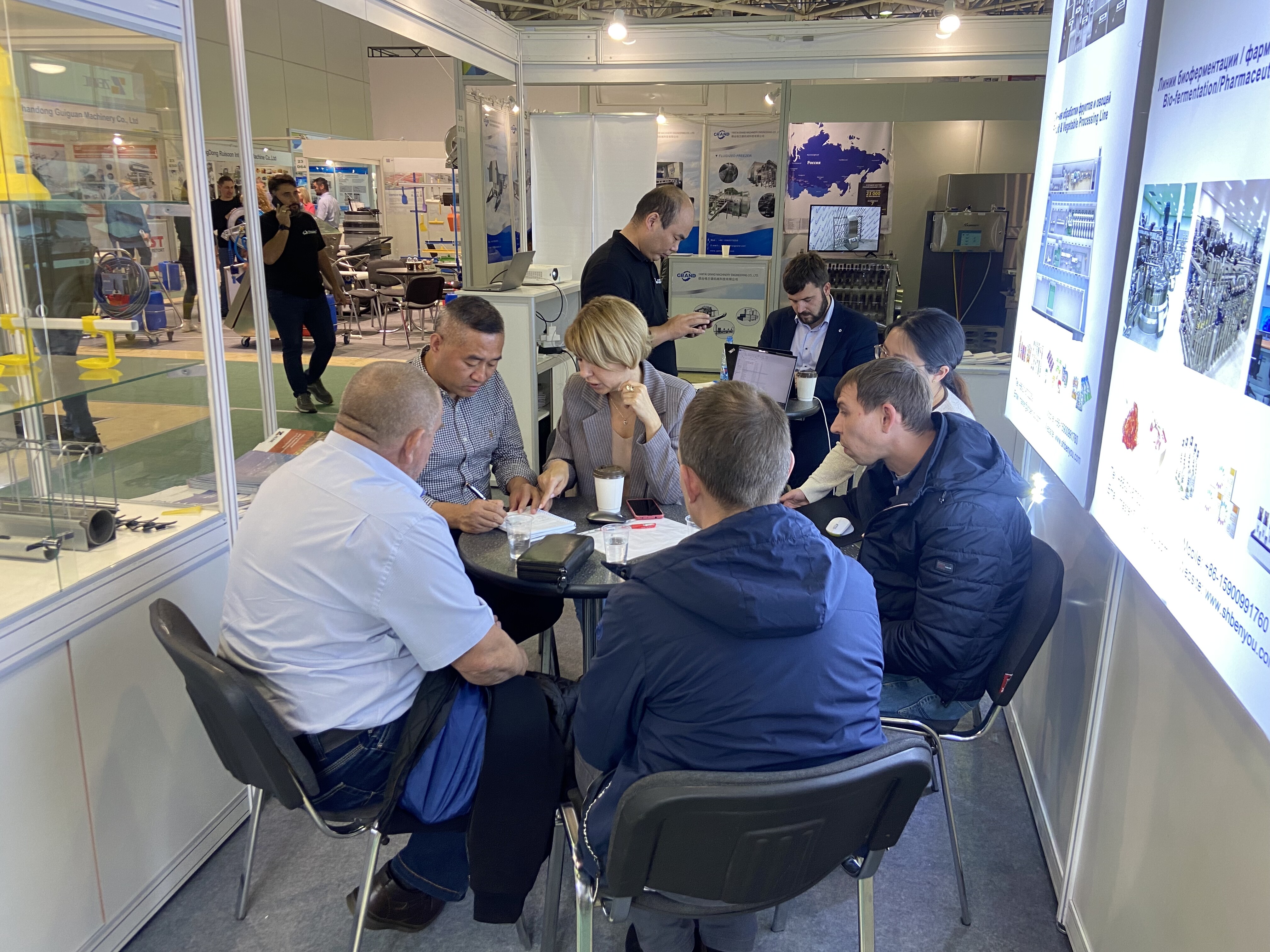 Zenic Shines at the Moscow Exhibition