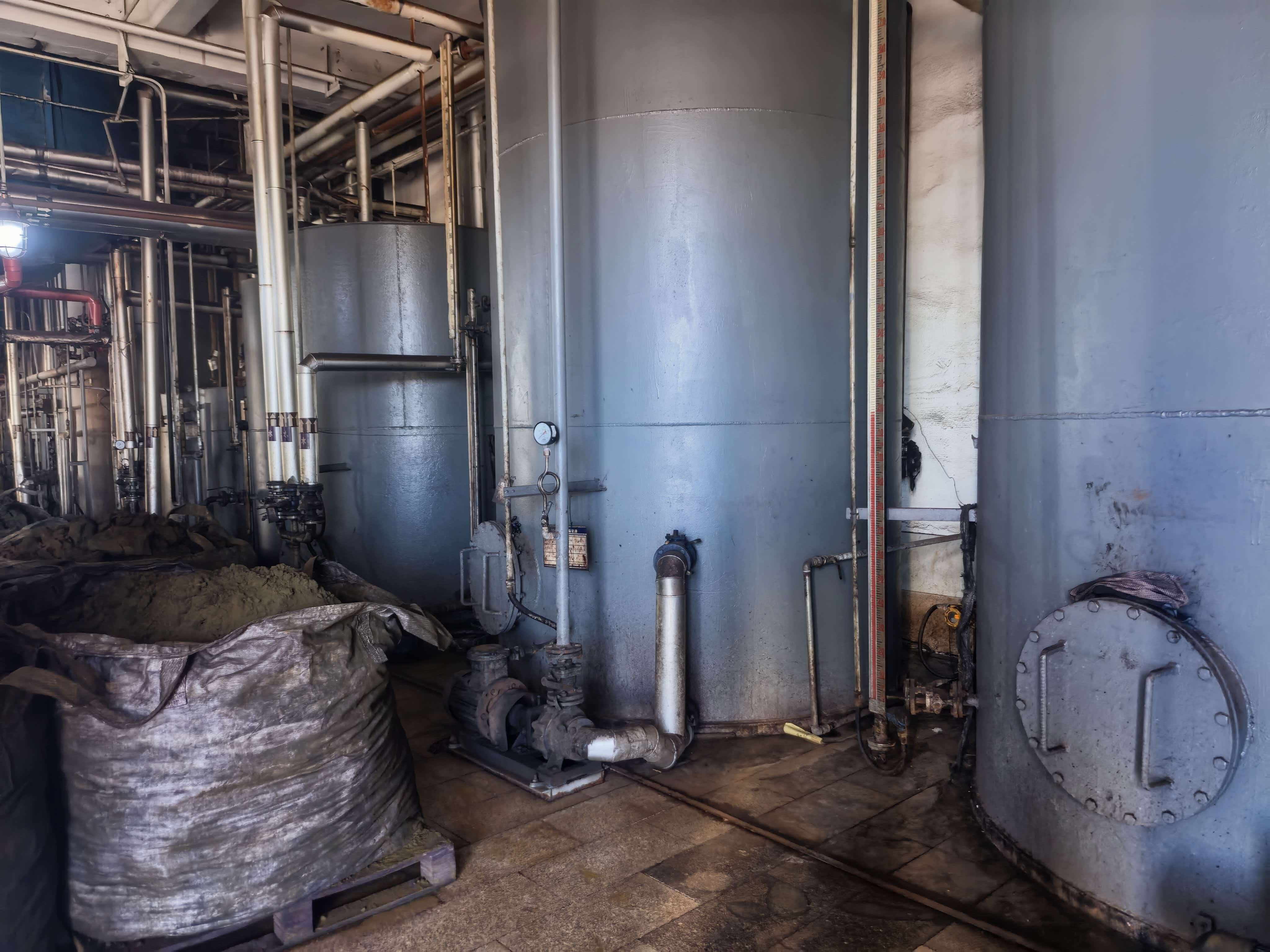 Factory - Workshop Storage Tank