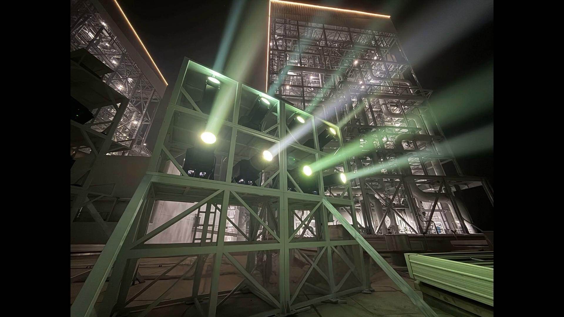 Giant-format Projection System Project