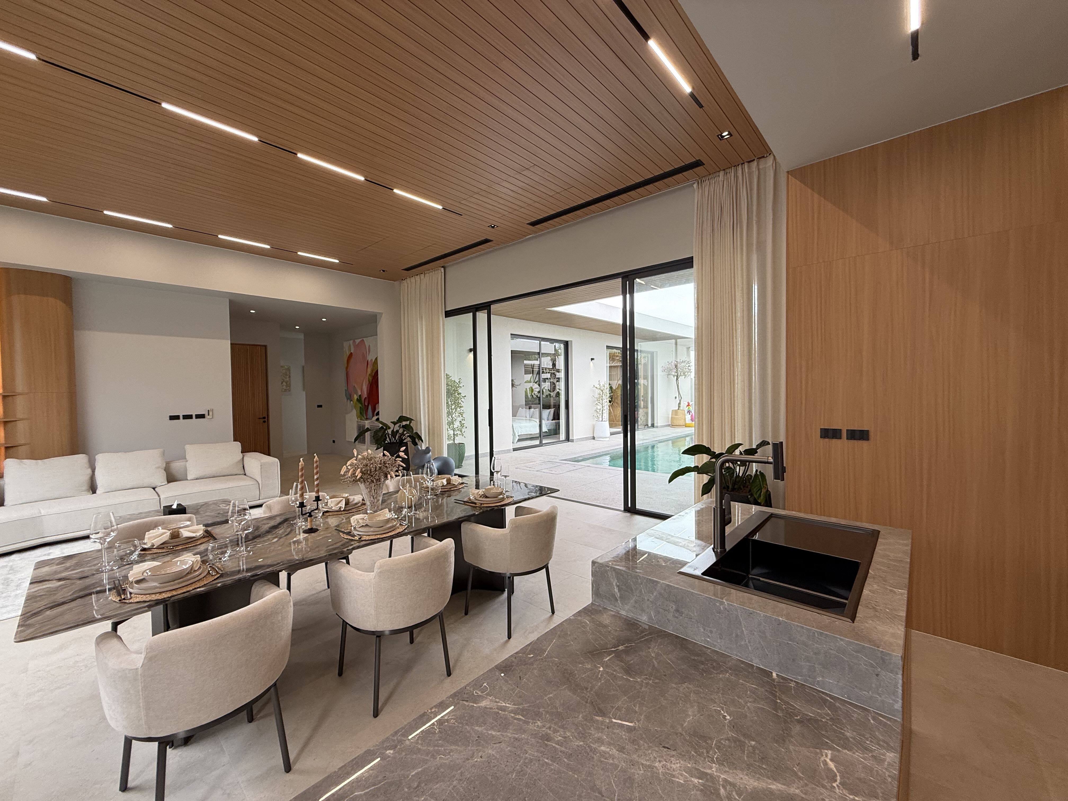 Phuket, Thailand: Laguna Villas Phase II – High-End Overseas Furniture Delivery