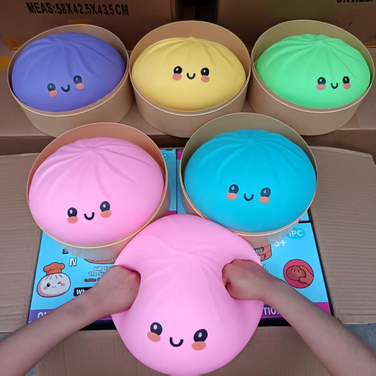 Giant 25cm Squishy Dumpling