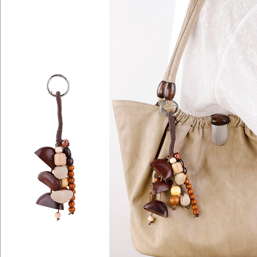 Fanmu Guoguo Shell Keychain