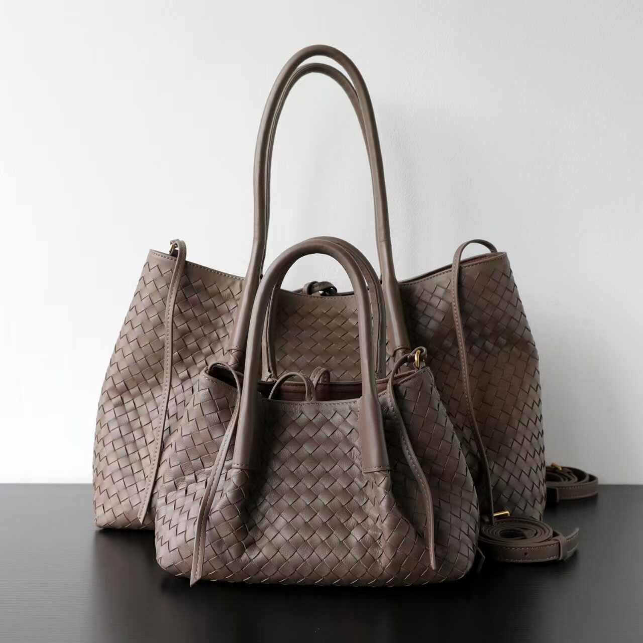 Niche Luxury Handwoven Leather Tote Bag for Women – Spacious Commute & Everyday Shoulder or Underarm Bag