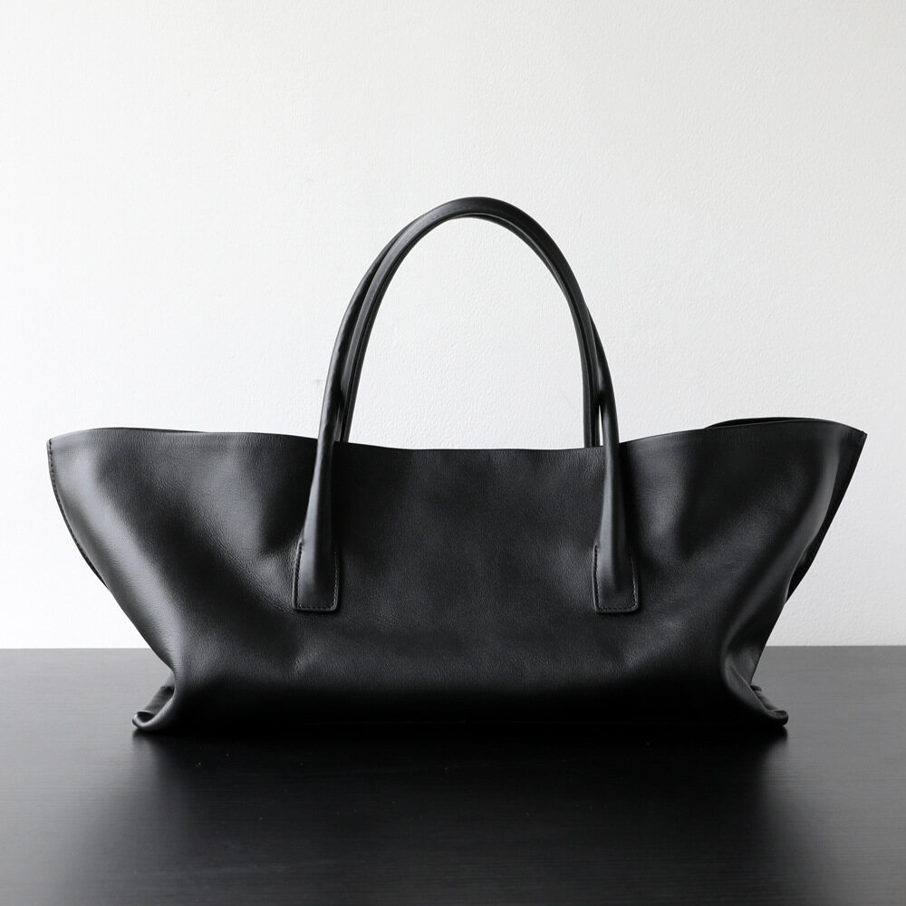 Niche Top-Grain Leather Tote Bag – Large Capacity Shoulder, Underarm & Commute Bag with Big Yuanbao Handle