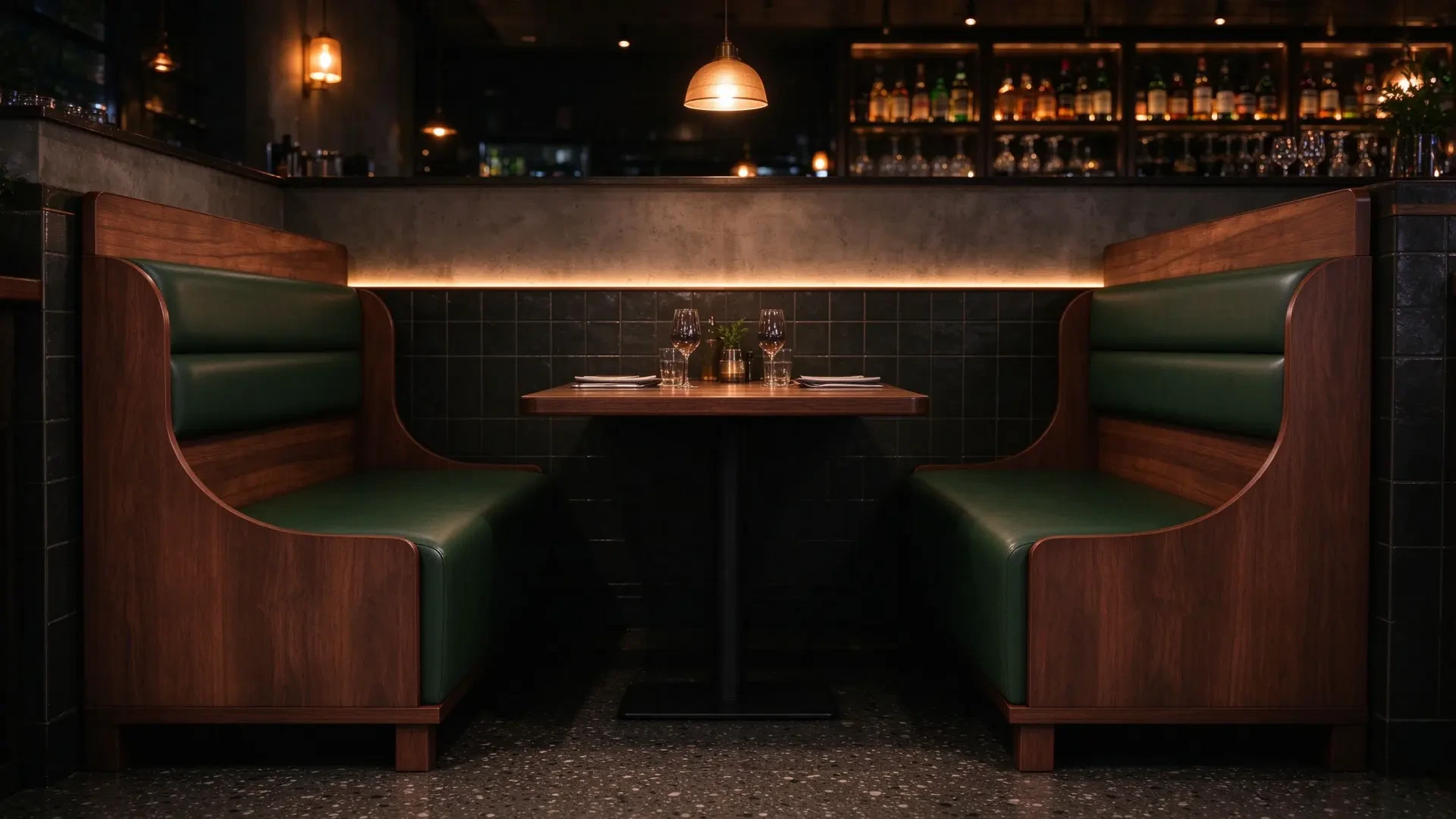 Vintage Dark Green Leather 2-Seater Booth