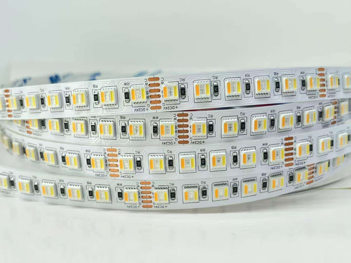 Iridescent light strip